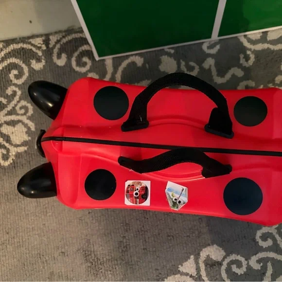 Kids Ride-On Suitcase – Red Ladybug Design - Picture 2 of 2
